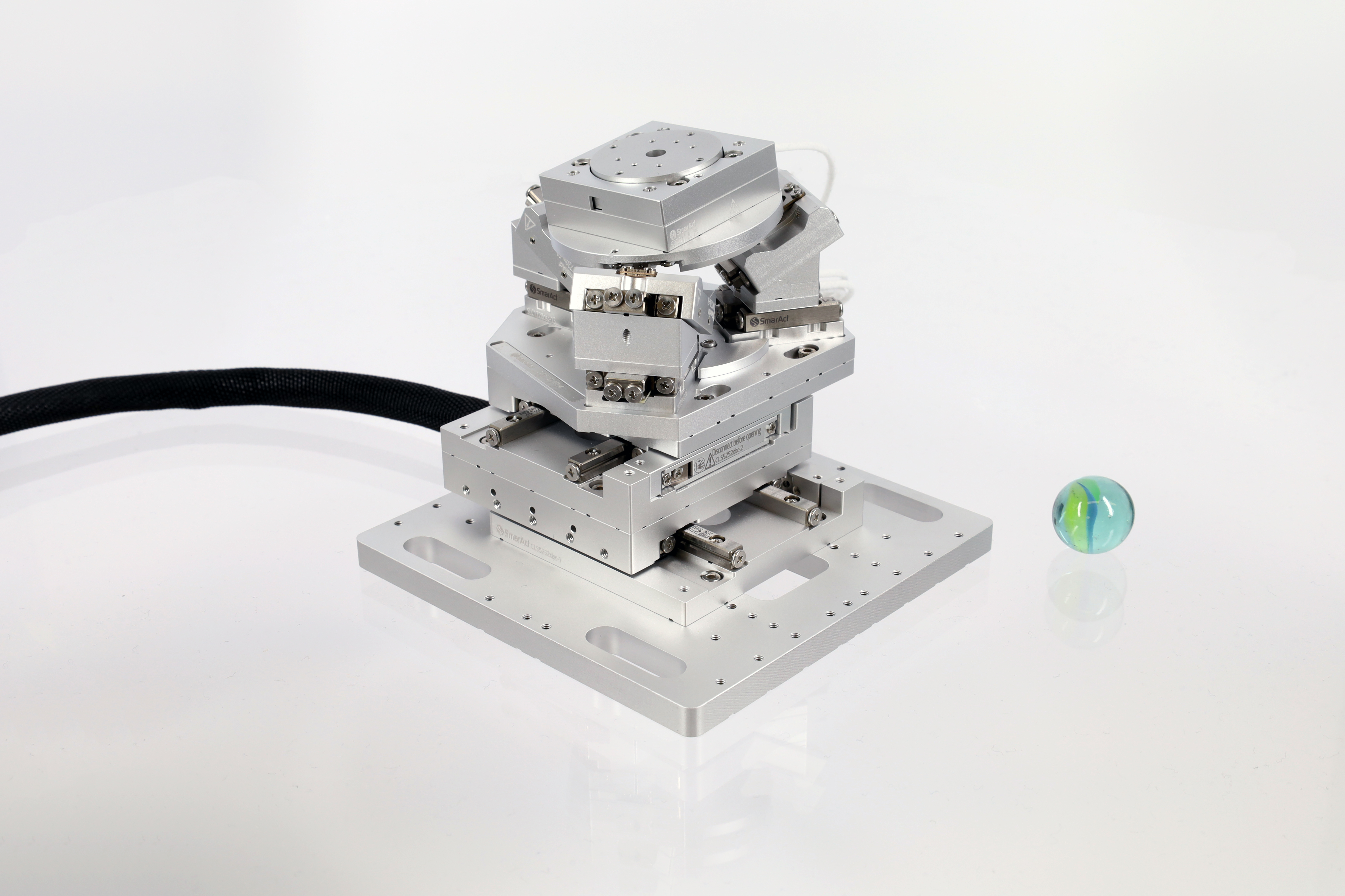 TRIPOD 52-6DoF Positioning System - SmarAct